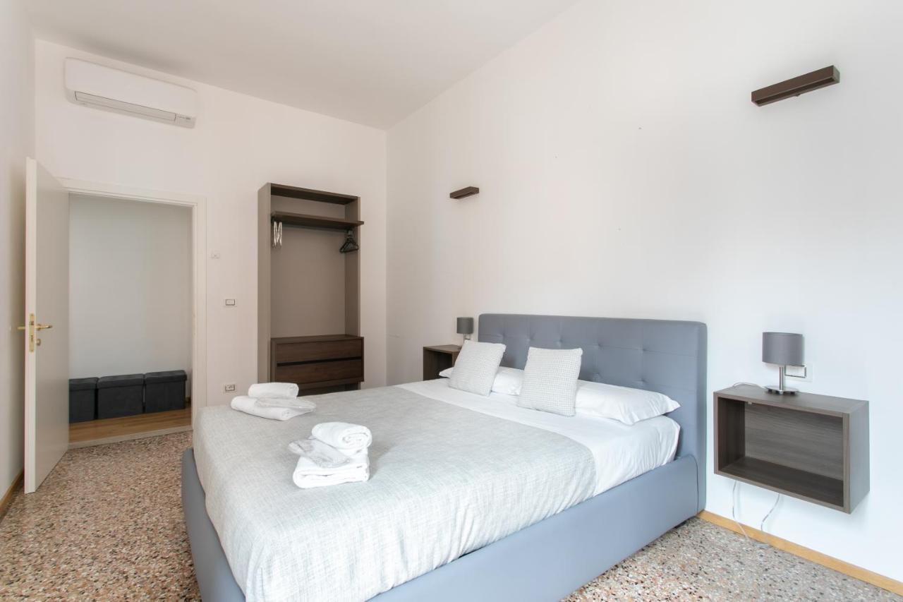 Residenza Pomponi Deluxe Apartment Venice Exterior photo